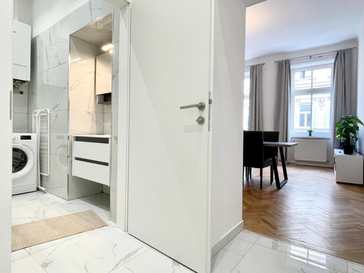 Premium Residence At Famous Vienna Kutschkermarkt Extérieur photo